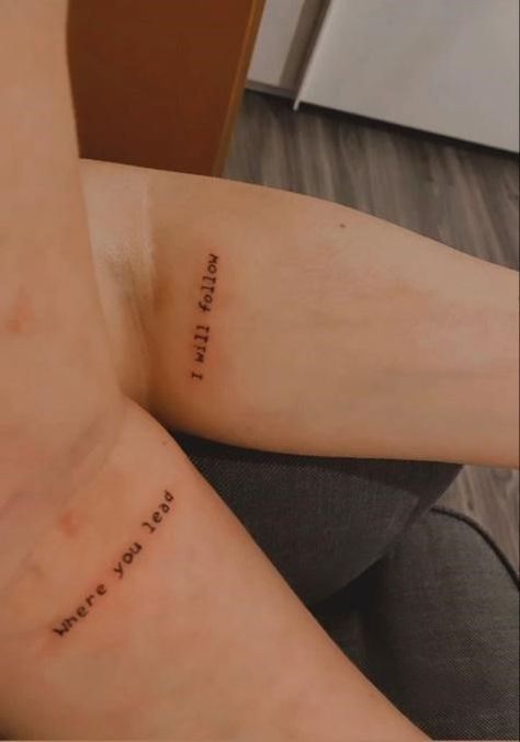 Mom And Daughter Matching Tattoos Small, Dainty Tattoos For Mom And Daughter, Cute Mom And Daughter Tattoos Matching, Cute Tattoos Mom And Daughter, Small Tattoo Mom And Daughter, Cute Tattoos To Get With Your Mom, Tattoo Ideas Daughter Mom, Matching Mom And Daughter Tatoos, Matching Phrases Tattoo