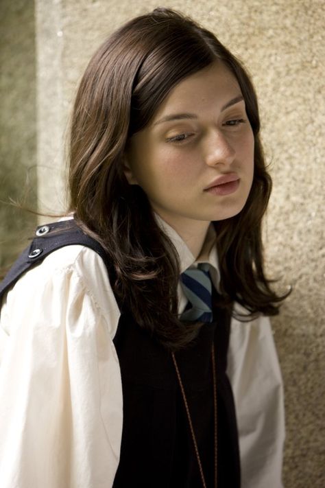 María Valverde is especially stunning as a Spanish girl at the boarding school in "Cracks". Spanish Girl Aesthetic, Cracks Film, Spanish Beauty, Spanish Girl, Big Nose Beauty, Gallagher Girls, Spanish Girls, Hockey Sticks, Boarding School
