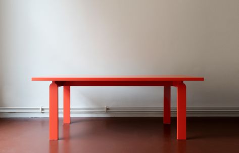 NAVET – Stockholm Painted Wood Table, Bistro Furniture, Metal Table Legs, Metal Dining Table, Modern Scandinavian, Furniture Modern, Dining Nook, Desk Furniture, The Exhibition