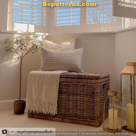 Freshen Up Your Bedroom: Free Beginner Tips -  #Bedroom #Beginner #Free #Freshen #tips Large Wicker Storage Basket, Wicker Basket Shoe Storage, Wicker Basket Living Room, Large Wicker Trunk, Wicker Trunk Decor, Throw Pillow Basket, Modern Farmhouse Blanket Storage, Sofa Box Storage, Storage Basket Styling