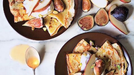 Prep protein crepes! Pastry Chef, Breakfast Crepes, How To Make Crepe, Fig Recipes, Pear Recipes, Cooking For A Crowd, Amazing Recipes, Fall Desserts, Sweet Savory