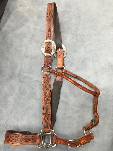 Leather Halters For Horses, Leather Halter Horse, Ranch Horse Tack, Leather Noseband Halter, Bridles For Horses, Leather Horse Halter, Barrel Racing Tack Sets, Leather Horse Tack, Leather Working Projects