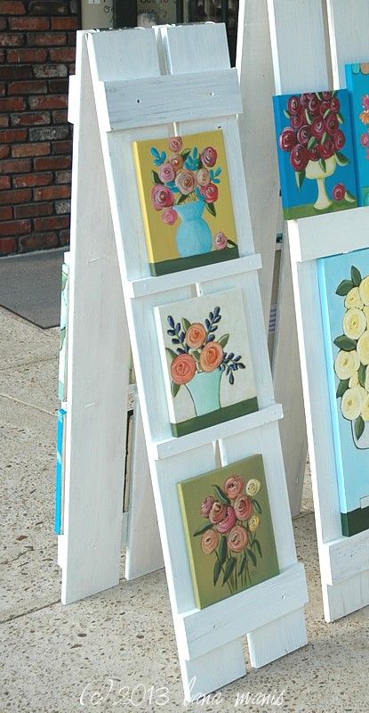 Creative Ways To Display Artwork, Plywood Display Wall, How To Display Vinyl Decals To Sell, Vertical Display Ideas, Outdoor Display Exhibition, Craft Fair Display Diy, Backyard Boutique Ideas, Car Charm Vendor Display, Diy To Sale