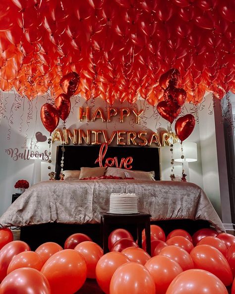 Happy Anniversary Hotel Room Decor, Quieres Ser Mi Novia Room Decor, Bedroom Anniversary Decoration, Happy Anniversary Room Decoration, Anniversary Hotel Decoration Ideas, Happy Anniversary Balloon Decoration, Decorating Ideas For Anniversary, Room Decoration Ideas For Anniversary, Happy Anniversary Decorations Room