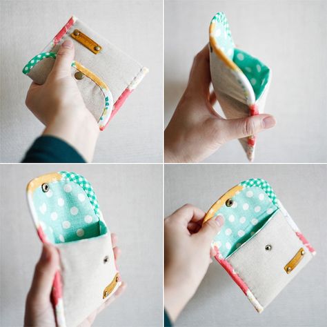 Coin Purse DIY tutorial in pictures. What a cute and simple idea. Dompet Koin Diy, Coin Purse Diy, Diy Coin Purse, Purse Diy, Coin Purse Tutorial, Pouch Diy, Purse Tutorial, Pouch Tutorial, Sewing Purses