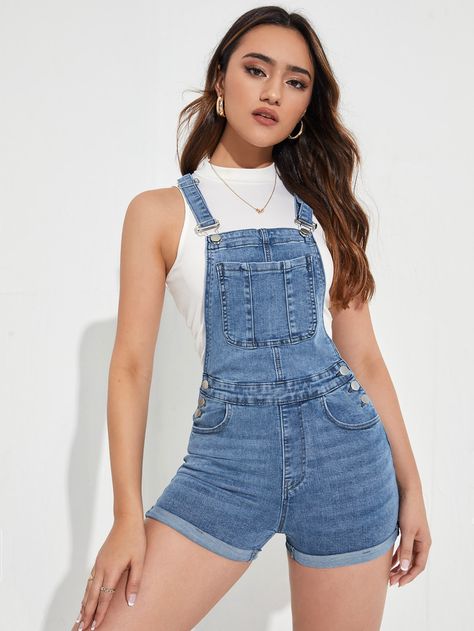 Denim Overall Shorts, Jumpsuit Denim, Cute Overalls, Denim Dungaree, Denim Shorts Outfit, Jeans Overall, Moda Denim, Salopette Jeans, Outfits Mit Shorts