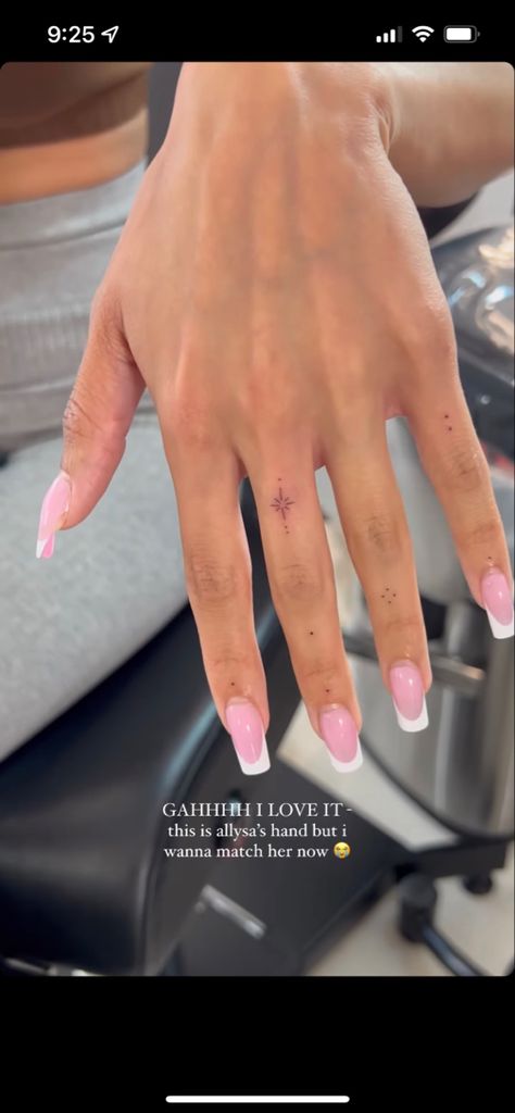 Cute Dainty Finger Tattoos, Dainty Hand Tats, Tiny Tattoo On Hand, Dainty Tattoos On Hand, Dainty Finger Tats, Tiny Hand Tats, Small Tattoos Hands, Small Simple Finger Tattoos, Small Tattoo Hands Women