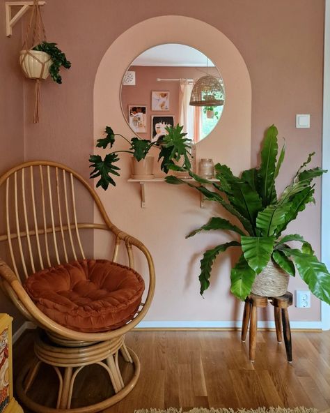 Arch Painted On Wall Living Room, Living Room Wall Plant Decor Ideas, Peach And Green Living Room, Peach Walls Living Room, Partial Accent Wall, Peach Hallway, Peach Living Room Walls, Living Room Paint Ideas With Accent Wall, Color Block Accent Wall