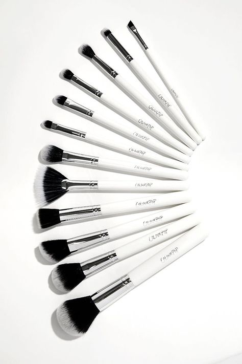 colourpop brushes Make-up Kit, Affordable Makeup Brushes, Alat Makeup, Makeup Tip, Artist Makeup, Silicone Makeup, Makeup Brush Cleaner, How To Clean Makeup Brushes, Favorite Makeup