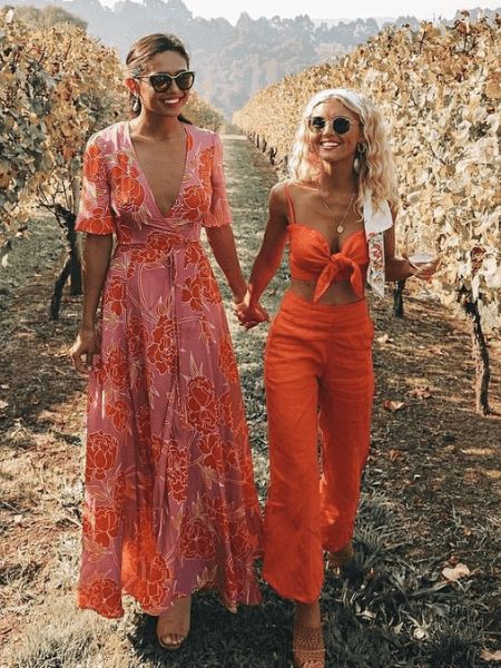 summer outfits for winery Casual Winery Outfit Summer, Casual Winery Outfit, Wine Tasting Outfit Summer, Wine Festival Outfit, Summer Wineries Outfit, Wine Country Outfit, Wine Tour Outfit, Elise Cook, Napa Outfit