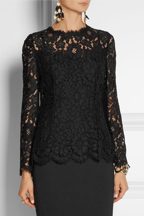 Lace top by Dolce Gabbana Svarta Outfits, Top Net, Evening Blouses, Legging Outfits, Mother Of Groom Dresses, Evening Tops, Lace Outfit, Black Lace Tops, Moda Vintage