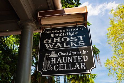 Dirndl, Gettysburg Ghosts, Gettysburg Pennsylvania, Pennsylvania History, Farnsworth House, Paranormal Experience, Real Haunted Houses, Ghost Walk, Fall Getaways