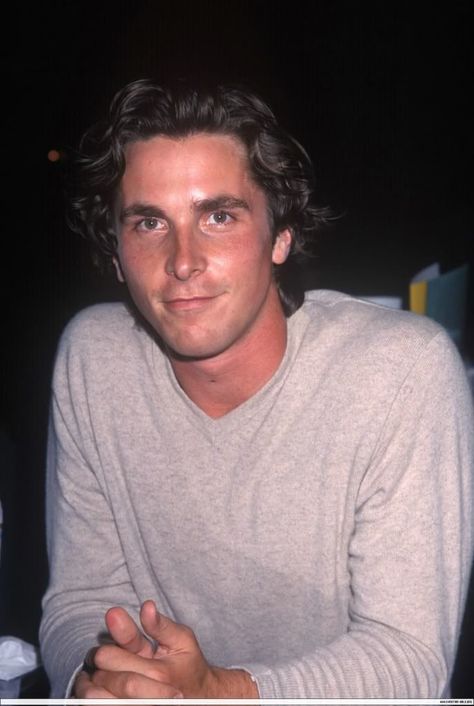 Handsome Men ✯ Christian Hot Christian Bale, Patrick Bateman Hair, Christian Bale Hair, Christian Bale 90s, Hot Celebrity Actors Male, Celebrity Crush Men, Christian Bale Hot, Attractive Actors, Chris Bale