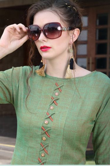 Dirndl, Blus Sifon, Black Kurti, Idda Van Munster, Salwar Neck Designs, Churidar Neck Designs, Churidar Designs, Designer Kurti Patterns, Neck Designs For Suits