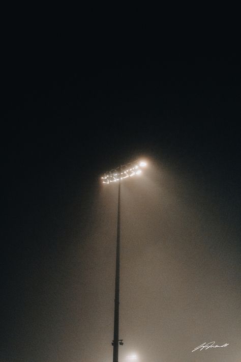 Late Night Gaming Aesthetic, Football Game Aesthetic, Late Night Gaming, Spotify Ideas, Misty Night, Fog Photography, Foggy Night, Late At Night, Playlist Covers