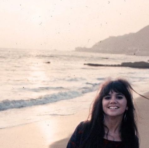 Linda Ronstadt on Instagram: "In honor of National California Day 💛 What do you love about the Golden State?" Lorde, Ethereal People, 80s Singers, Orange Blood, Linda Ronstadt, Kacey Musgraves, February 22, Music Music, Golden State