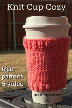 Amigurumi Patterns, Knit Coffee Cozy Pattern, Cup Cozy Knitting Pattern, Knitted Coffee Sleeve, Knit Cup Cozy, Knit Coffee Cozy, Coffee Cozy Pattern, Mug Cozy Pattern, Easy Knit Hat