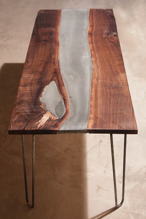 solamente con una cosa asi meteria madera Concrete Coffee Table, Wood And Concrete, Live Edge Furniture, Concrete Furniture, Resin Furniture, Epoxy Table, Concrete Table, Concrete Crafts, Concrete Wood