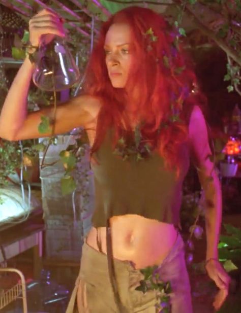 N°11 - Uma Thurman as Dr Pamela Isley / Poison Ivy - Batman and Robin by Joel Schumacher - 1997 Tumblr, Uma Thurman Batman, Poison Ivy Uma Thurman, Dr Pamela Isley, Poison Ivy Movie, Poison Ivy Costume Diy, Uma Thurman Poison Ivy, Poision Ivy, Batman And Robin 1997