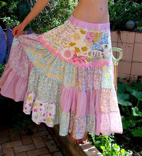 Sweetness and Light Floral ruffle skirt Diy Patchwork Skirt Pattern, Hand Sewn Skirt, Diy Patchwork Skirt, Diy Ruffle Skirt, Floral Ruffle Skirt, Old Clothes Diy, Chambray Skirt, Beauty In Everything, Patchwork Clothes