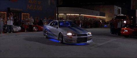 Paul Walker Car, Nissan Skyline R34 Gtr, Skyline R34 Gtr, Car Gif, Nissan Skyline R34, Fast And Furious Actors, Car Banner, 2fast And 2furious, Nissan Gtr R34