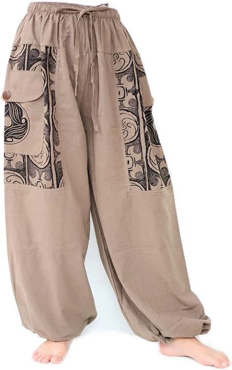 Mens Harem Pants Outfit, Harmen Pants, Mens Hippie Outfits, Hippie Clothes Men, Hippy Pants, Beige Clothing, Looks Hip Hop, Yoga Pants Men, Estilo Hippie