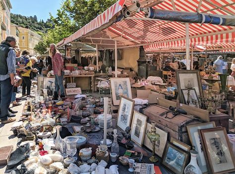 South Of France Vintage, Cours Saleya Nice, Fish Factory, French Markets, Tod Bag, Nice Cote D Azur, Country Home Magazine, French Flea Market, Fish Shop