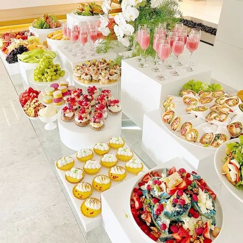 Buffet Stands And Risers, Acrylic Risers Display, Catered Buffet Display, Acrylic Risers Food Display, White Boxes Food Display, Acrylic Food Display Stand, Cookie Catering Display, Food Risers Display Party Ideas, Acrylic Dessert Table Display
