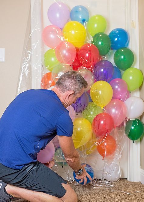 Balloon Door Surprise, Birthday Balloon Avalanche, Balloon Avalanche, Birthday Balloon Surprise, Decoration Craft Ideas, Balloon Door, 21st Birthday Balloons, I Love You Balloons, Balloon Surprise