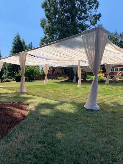 Out Doors Wedding Ideas, Outdoor Wedding No Tent, Tents For Wedding Ceremony, Diy Outdoor Tent Canopy, Outdoor Wedding Coverage, Outdoor Venue Ideas Events, Outdoor Draping Wedding, Temporary Shade Structure, Diy Wedding Canopy Outdoor