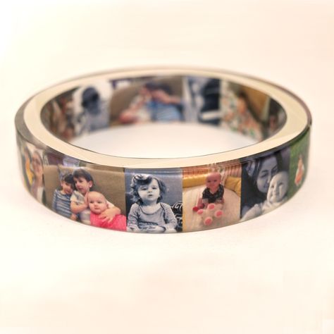 Resin Photo, Photo Ring, Resin Jewelry Diy, Resin Bangles, Diy Resin Crafts, Bangles Style, Diy Resin, Resin Ring, Unique Bracelets