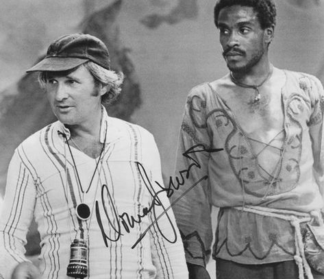 Carl Anderson & Canadian Director Norman Jewison Street Art, Jesus Christ, Jesus Christ Superstar 1973, Norman Jewison, Jesus Christ Superstar, The Director, Black Media, Theater, Behind The Scenes