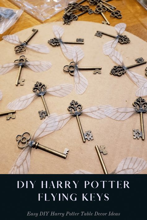 Diy Harry Potter Keys, Diy Harry Potter Flying Keys, Harry Potter Flying Keys Diy, Diy Flying Keys Harry Potter, Harry Potter Dinner Party Decorations, Flying Keys Harry Potter Diy, Harry Potter Themed Crafts, Diy Sorting Hat Harry Potter, Harry Potter Tablescape