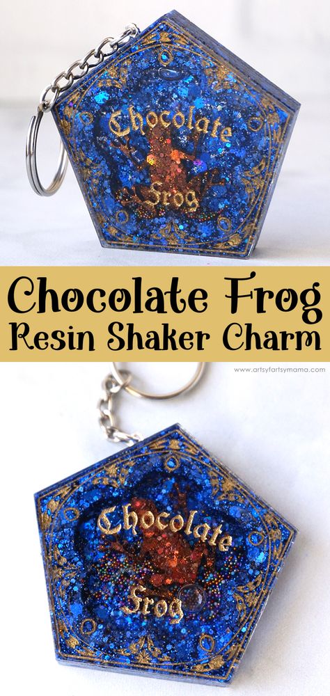 Harry Potter Resin Crafts, Resin Shaker Ideas, Resin Shaker Charm, Resin Harry Potter, Shaker Bookmarks, Harry Potter Chocolate, Spooky Jewelry, Amazing Clear Cast Resin, Cricket Machine