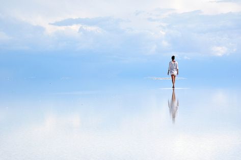 Bolivia salt desert Argentina, Salt Desert, Old But Gold, Bolivia Travel, Mood Images, Above The Clouds, Heaven On Earth, Bolivia, Nature Photos