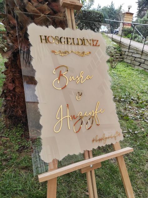 Nikkah Entrance Board, Welcome Engagement Board, Engagement Name Board, Engagement Boards Welcome, Welcome Board Engagement, Engagement Welcome Board Ideas, Engagement Welcome Board, Kissing Bells Wedding, Welcoming Board