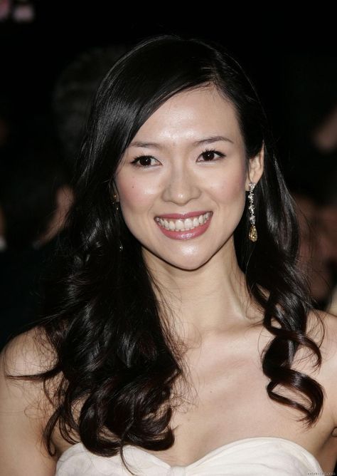 Zhang Ziyi Beauty Tips | Oriental Aesthetique Drinking A Lot Of Water, Glasses Of Water, Water Per Day, Memoirs Of A Geisha, Zhang Ziyi, Rush Hour, Asian Celebrities, Chinese Actress, Memoirs