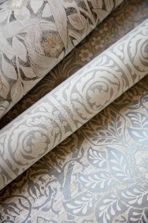 Following on from the success of the original Pure Morris collection - Pure North, features reinterpretations of more classic William Morris designs. Pure Morris Wallpaper, William Morris Wallpaper Bathroom, White Bathroom With Wallpaper, Montreal Wallpaper, Stairway Wallpaper, Anthropologie Wallpaper, Wallpaper Accent Wall Bathroom, Wallpaper Hallway, Wallpaper Brands