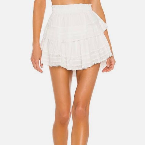 Ruffle Mini In White Nwot Message Me For More Pics And Info!!! Willing To Negotiate Loveshackfancy Skirt, White Mini Skirt Outfit, Skirts Formal, Rush Outfits, Olive Skirt, Gingham Jacket, White Mini Skirt, Denim Maxi Skirt, Bow Detail Dress