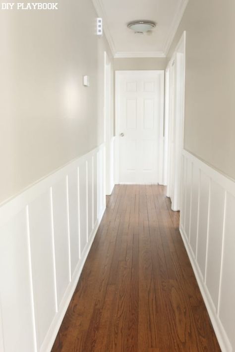 Flat Hallway Ideas, Hallway Board And Batten, Board And Batten Hallway, Wainscoting Hallway, Hallway Ideas Diy, Hal Decor, White Hallway, Hallway Makeover, Wainscoting Styles