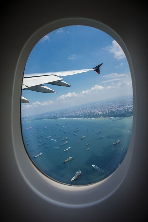 10 Hacks To Make Your Economy Flight Feel Like It’s First Class: Airplane Window View, Plane Window, Airplane Window, Travel Ads, Kid Friendly Travel Destinations, Plane Travel, Window View, Through The Window, Birds Eye View