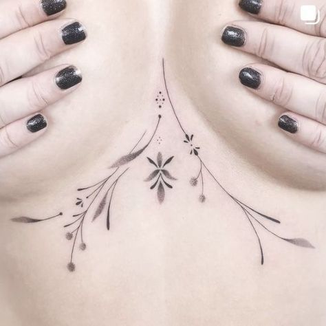 Tattoo Between Breast, Jewlery Tattoo, Between Breast Tattoo, Sternum Tattoo Design, Tattoos To Cover Scars, Hand And Finger Tattoos, Special Tattoos, Chest Tattoos For Women, Pretty Tattoos For Women
