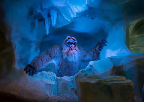 Harold the Yeti, Matterhorn, Disneyland via Mice Chat Creepy Disney, Walt Disney Imagineering, Disney Imagineering, Disney Attractions, Disney Images, Disneyland Park, Walt Disney Pictures, Disneyland Trip, Disney California Adventure