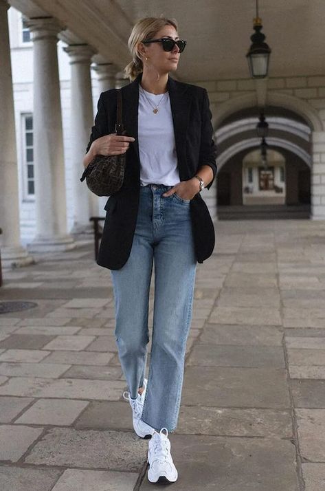 80+ Chic Black Blazer Outfit Ideas For Women [2023]: How To Wear A Black Blazer Casual Flare Jeans Outfit, Black Blazer Outfits Women, Black Blazer Outfit Ideas, Blazer Outfit Ideas For Women, Black Blazer Casual, Black Blazer With Jeans, Black Jacket Outfit, Jeans Blazer Outfit, Black Blazer Style
