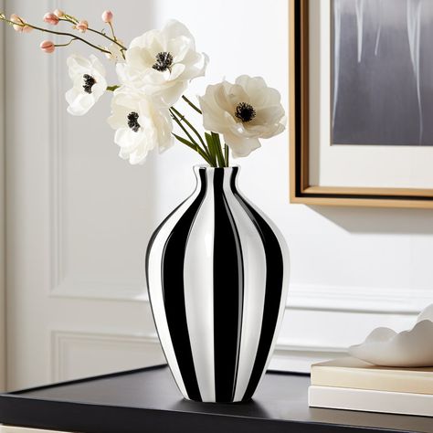 Gelb Black/White Ceramic Table Vase Black And White Table Decor, Stylish Apartment Decor, Monochrome Home Decor, Monochromatic Living Room, Ap Portfolio, White Ceramic Table, Monochrome Living Room, Black And White Vase, Monochrome Decor