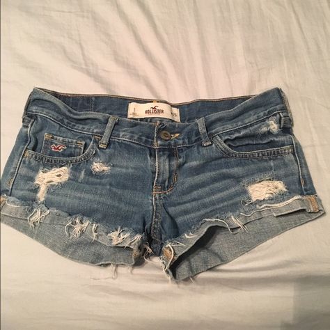 Low Rise Short Shorts, Hollister Low Rise Shorts, Low Wasted Shorts, Cute Jeans Shorts, Jean Short Shorts Outfit, Y2k Shorts Png, Low Waisted Denim Shorts, Low Waist Shorts Outfit, Cute Shorts Outfits Summer