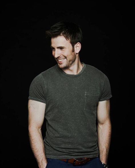 Tumblr, Chris Evans Smiling, Cris Evans, Chris Evans Smile, Christopher Robert Evans, Steven Grant Rogers, Christopher Evans, Steve Rogers Captain America, Robert Evans