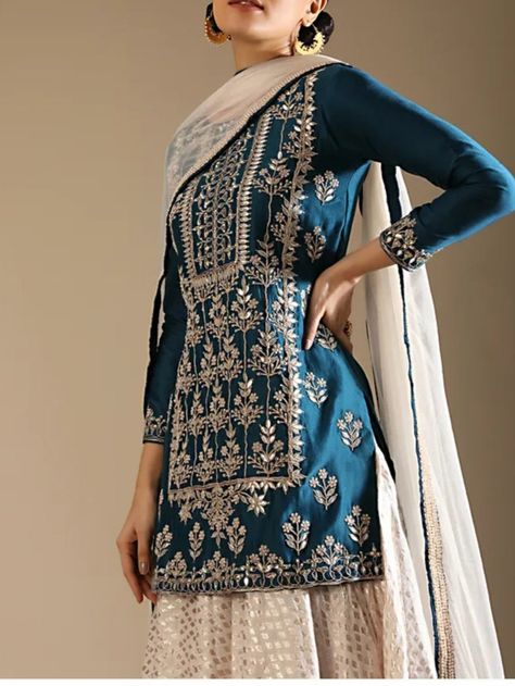 Bell Sleeve Indian Suit, Sharara Plus Size, Brocade Sharara Suit, Bridesmaid Sharara, Kurti Sharara Designs, Indian Punjabi Suits, Silk Punjabi Suit, Brocade Sharara, Garara Suit