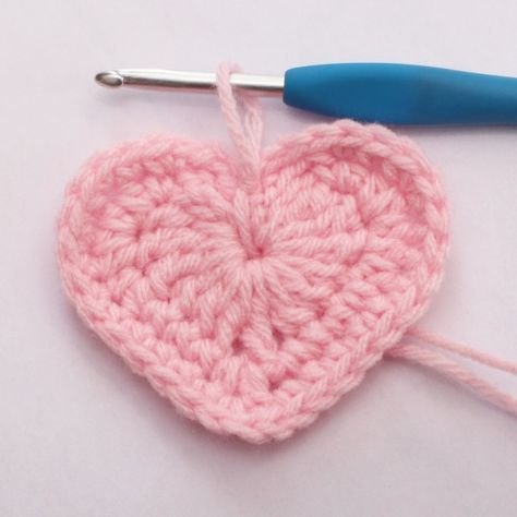 Easy Crochet Hearts – Loops & Love Crochet Crochet Simple Heart, Random Act Of Kindness Crochet Ideas, Easy Crochet Hearts, Large Crochet Heart Pattern Free, Crocheted Hearts Pattern Free, Crochet Hearts Pattern Free, Random Acts Of Crochet Kindness Patterns, Small Heart Crochet, How To Crochet A Heart