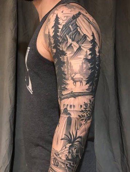 Mountain Tattoo Men Tattoos, Natur Tattoo Arm, Shoulder Sleeve Tattoos, Hirsch Tattoo, Tattoo Arm Designs, Tattoo Diy, Nature Tattoo Sleeve, Full Sleeve Tattoo Design, Tato Lengan